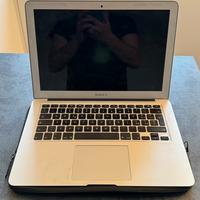 Macbook air 13 pollici  i5 128 gb