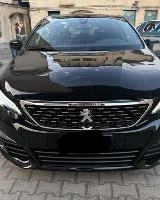 Peugeot 308 blue HDI 1.6  120 cv versione gt line
