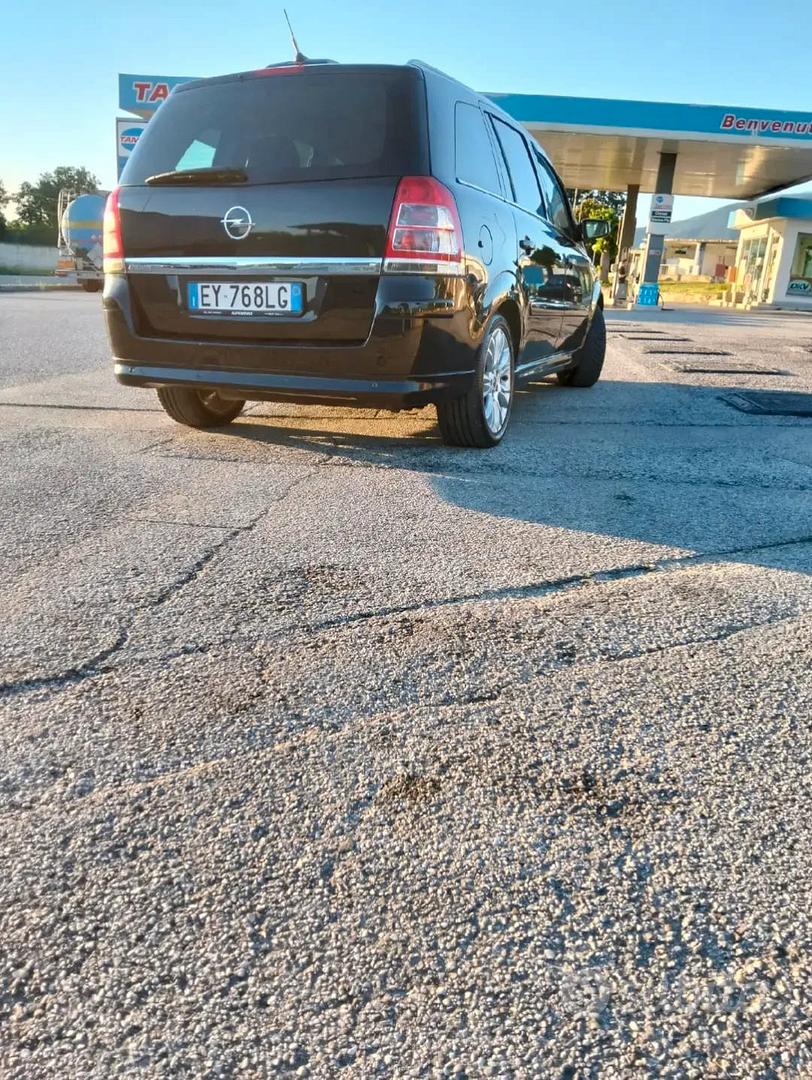 Opel Zafira 2015 photo 4