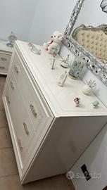 Camera da letto e parete attrezzata