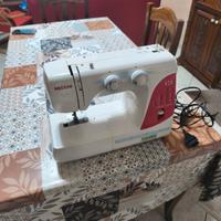macchina da cucire necchi 