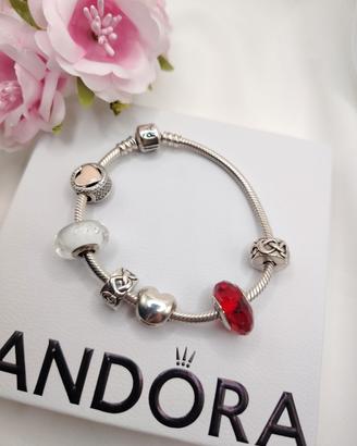 Bracciale originale pandora completo di 6 charm 