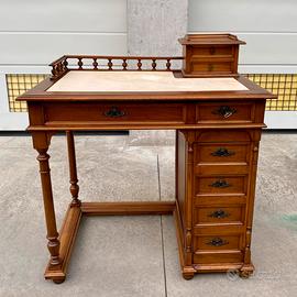 Scrivania antica legno massello con cassetti