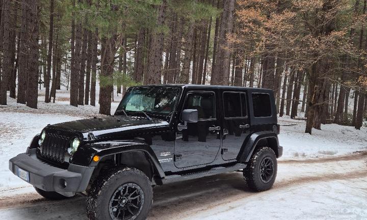 JEEP WRANGLER JKU 2.8 CRD SAHARA