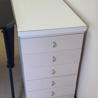 mobiletto con mensola /cassettiera