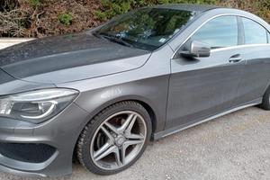 Mercedes CLA200