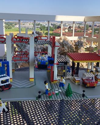 LEGO STAZIONE SHELL E PARK MULTIPIANO