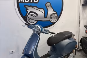 Vespa Primavera officina 8