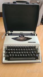 Macchina da scrivere portatile triumph tippa