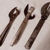 VECCHI APRISCATOLE UTENSILI DA CUCINA VINTAGE 