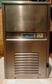 fabbricatore del ghiaccio 