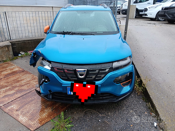 Dacia spring sinistrata incidentata airbag ok