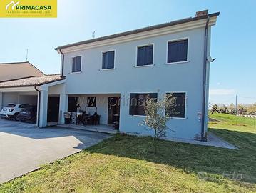 Recente porzione di villa bifamiliare - RIF 78