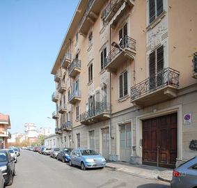 3 LOCALI A TORINO