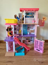 Barbie: Casa dei Sogni 110cm + Bambole