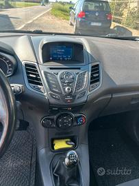 Ford Fiesta 1.5 TDCi 75CV 5 porte