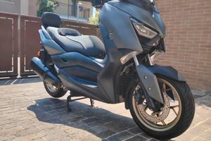 YAMAHA XMAX 300  TECH MAX
