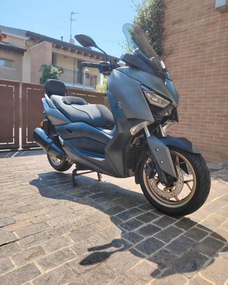 YAMAHA XMAX 300  TECH MAX