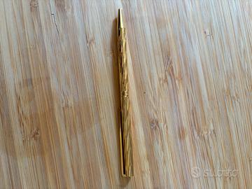 S.T.Dupont Classique penna a sfera