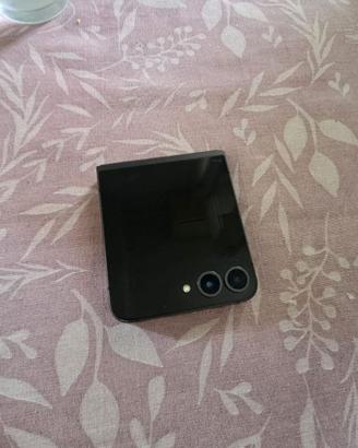 Samsung Z Flip 6 512 gb di memoria