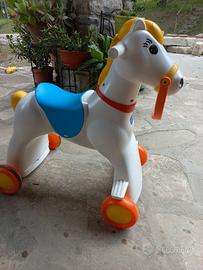 Cavallo a dondolo  chicco