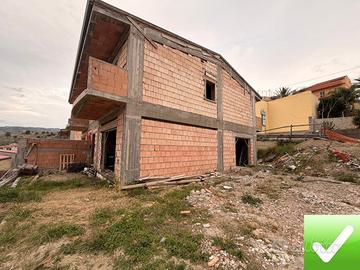 Villa Di Nuova Costruzione Panoramica Con Giardino