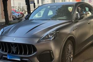 MASERATI GRECALE GRIGIO OPACO