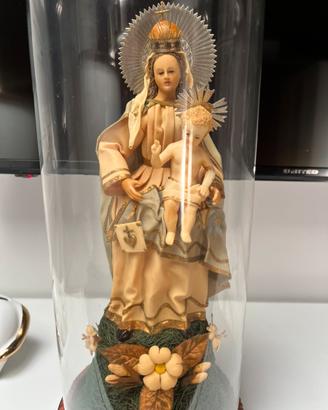 Madonna del Carmine in campana di vetro