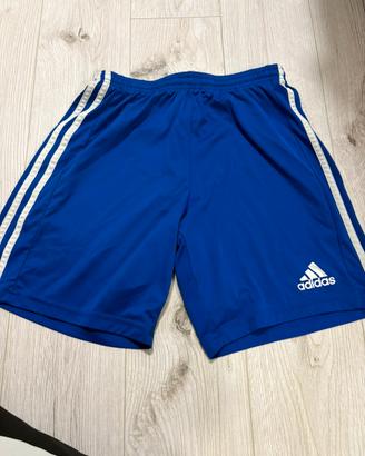 pantaloncini adidas