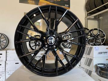 Cerchi NUOVI Alfa Romeo raggio 19 cod.98214