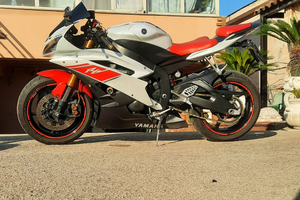 Yamaha Yzf R6