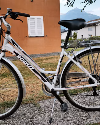 BICICLETTA DONNA MARCA SCOUT