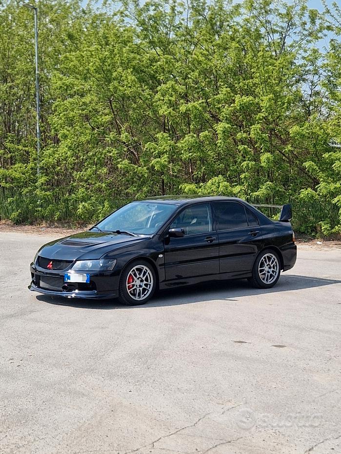 MITSUBISHI Lancer Evolution