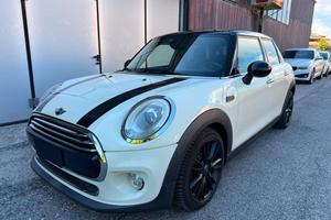 MINI Cooper D 1.5 Cooper D Business 5 porte