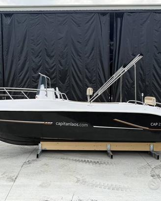 CAP 23 elegante imbarcazione nuova pronta consegna