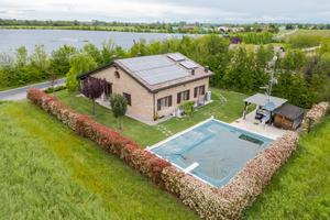 VILLA SINGOLA DI RECENTE COSTRUZIONI