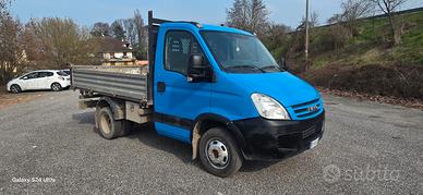 Iveco Daily ribaltabile trilaterale 35c10