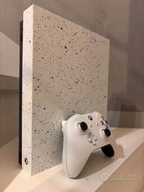 Xbox One X Hyperspace Limited Edition + 5 GIOCHI