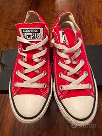 Converse All Star rosse
