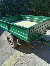 Carrello ribaltabile per trattore