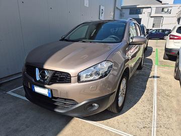 NISSAN Qashqai 2.0 16V Tekna 4X4