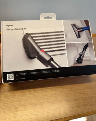 Dyson allergy cleaning kit
