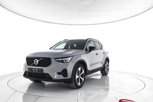 VOLVO XC40 B3 Mild hybrid Benzina Plus Dark