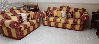DIVANI STILE CLASSICO