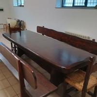 Tavolo in legno massello