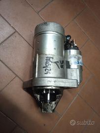 Lancia y elefantino blu