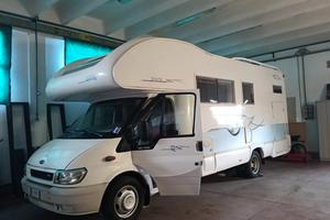 Camper Rimor su motore Ford