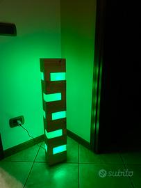 Lampada da terra in legno con led rgb