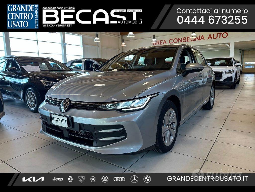 VOLKSWAGEN Golf 8ª serie