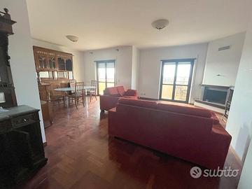 Splendido Attico con Vista Mozzafiato sulle Egadi